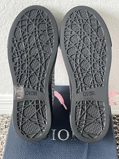 DIOR AND KAWS B33 Sneaker