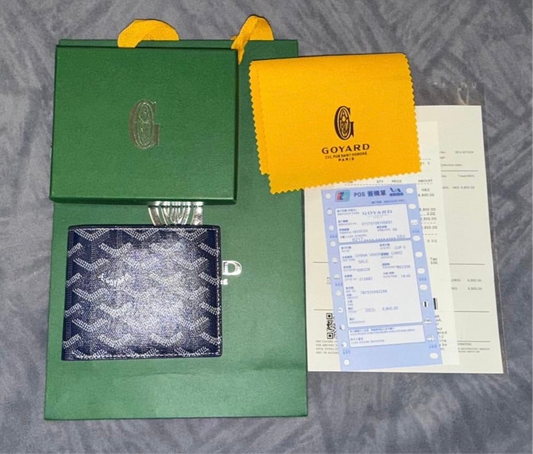 GOYARD
GOYARD VICTOIRE WALLET NAVY BLUE