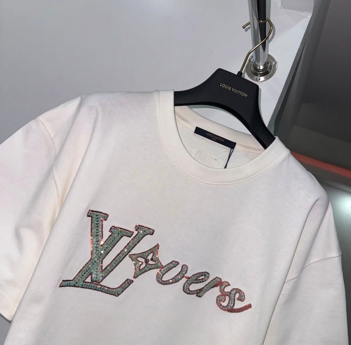 LOUIS VUITTON LV Vers Embellished Short-sleeved T-shirt